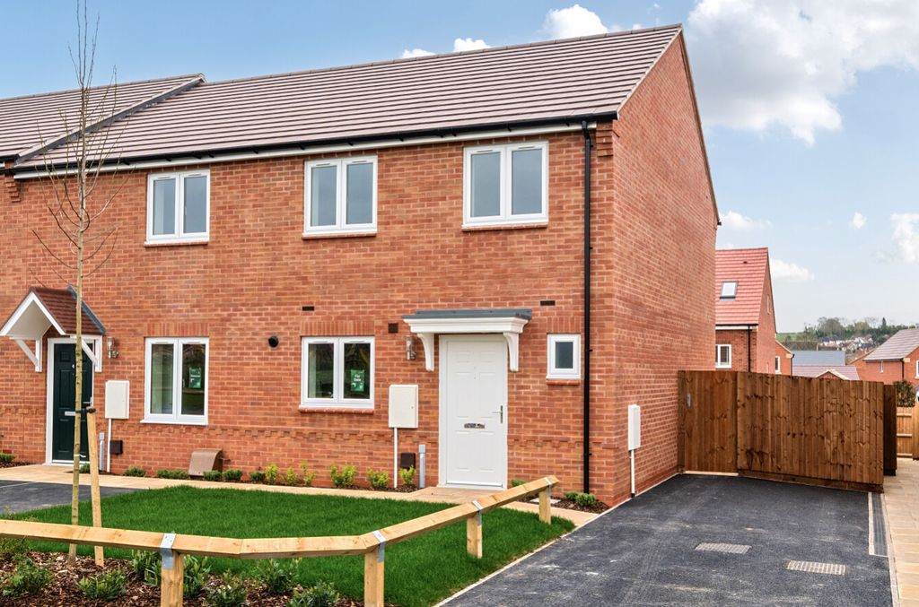 Property photo 1 of 13 1439069-8-69Ccf69Eab78A