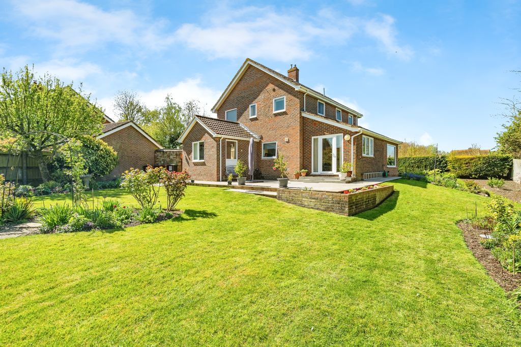 Property photo 1 of 21 Dsc08806