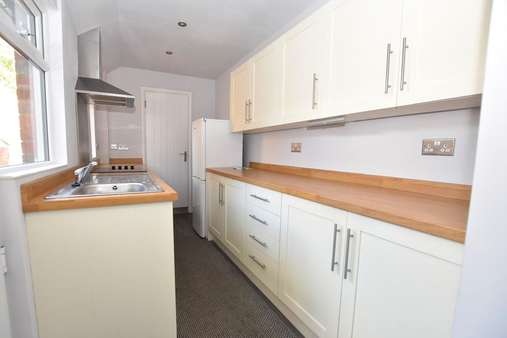 Property photo 2 of 13 Kitchen.Jpg