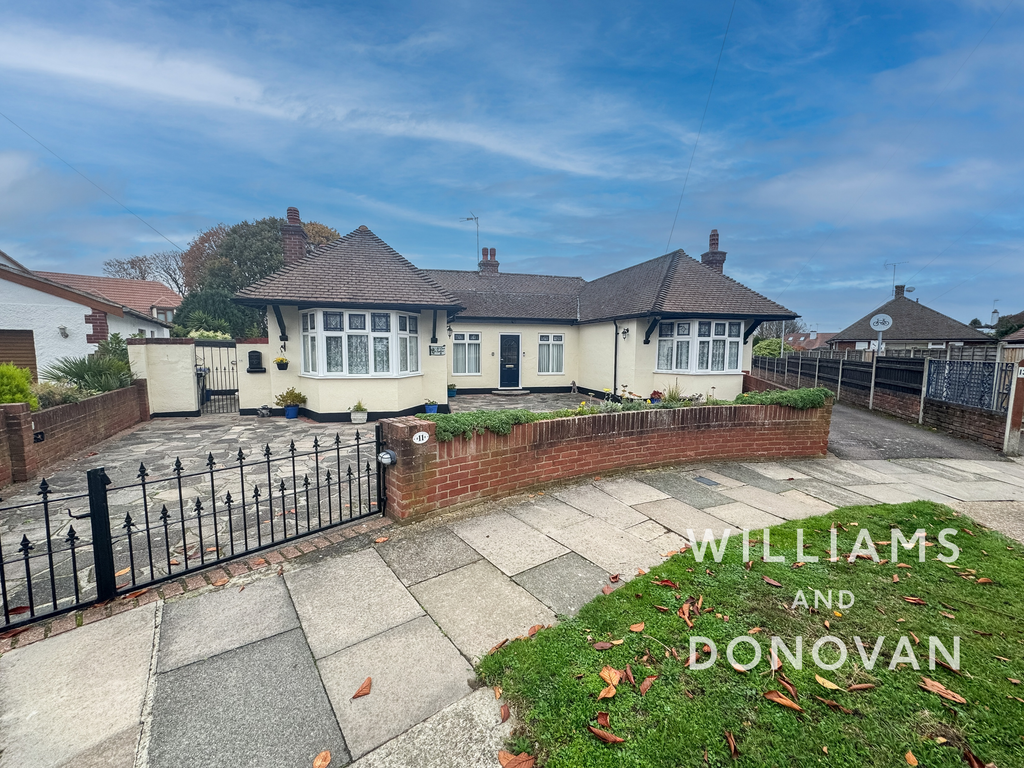 Property photo 3 of 21 Picture3