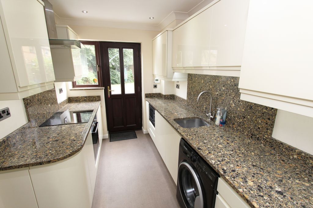 Property photo 2 of 16 Img_8913A