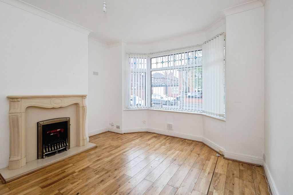 Property photo 2 of 17 Pbox-Img.Jpg