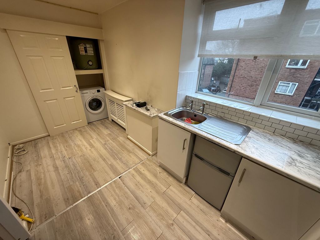 Property photo 2 of 9 Image