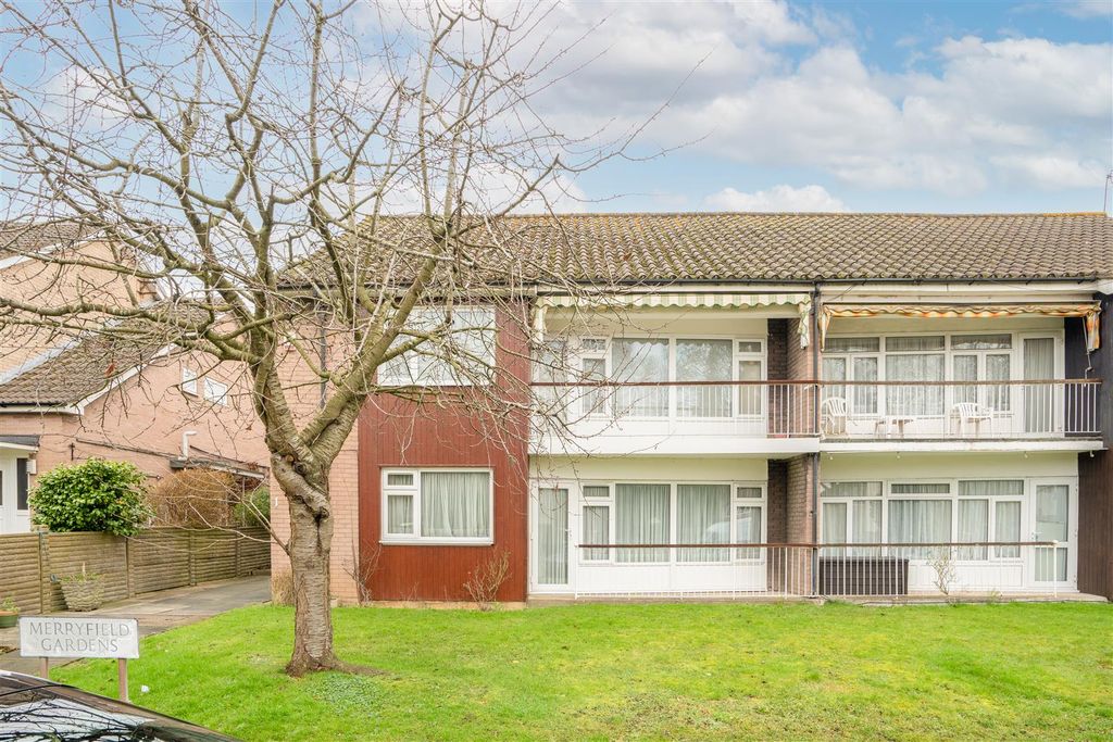 Property photo 1 of 10 Davidson Frost-Wellings, Dfw, Merryfield Gardens,