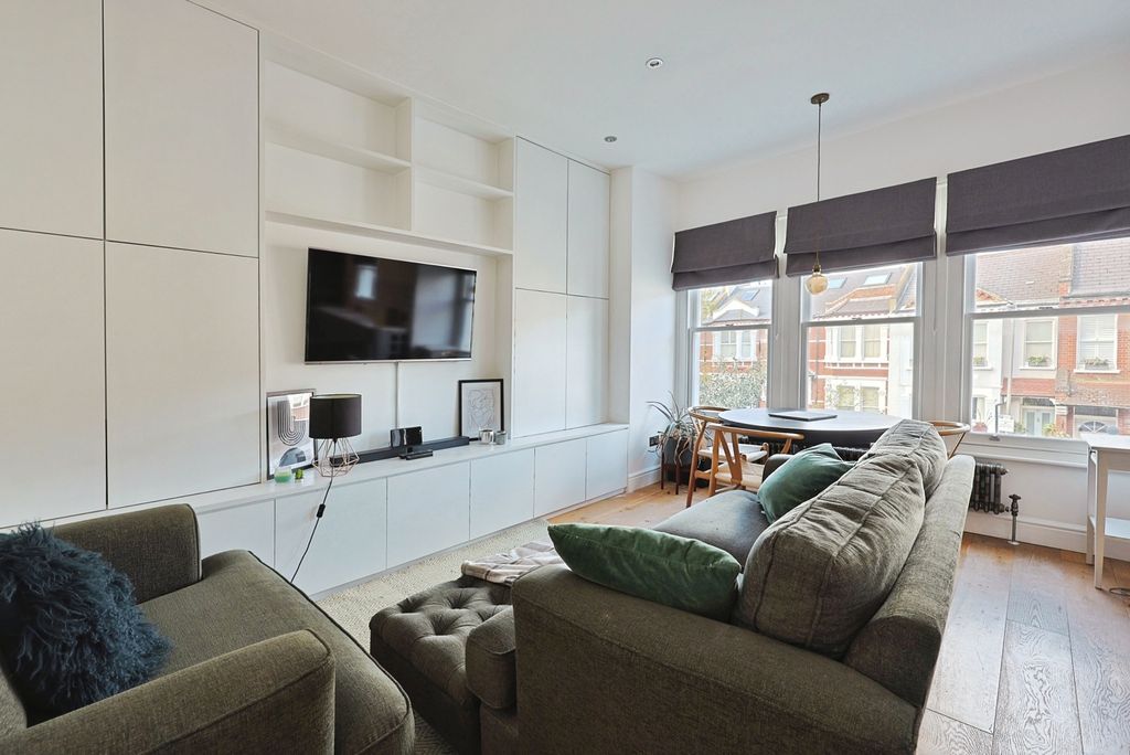 Property photo 2 of 20 Pbox-Img.Jpg