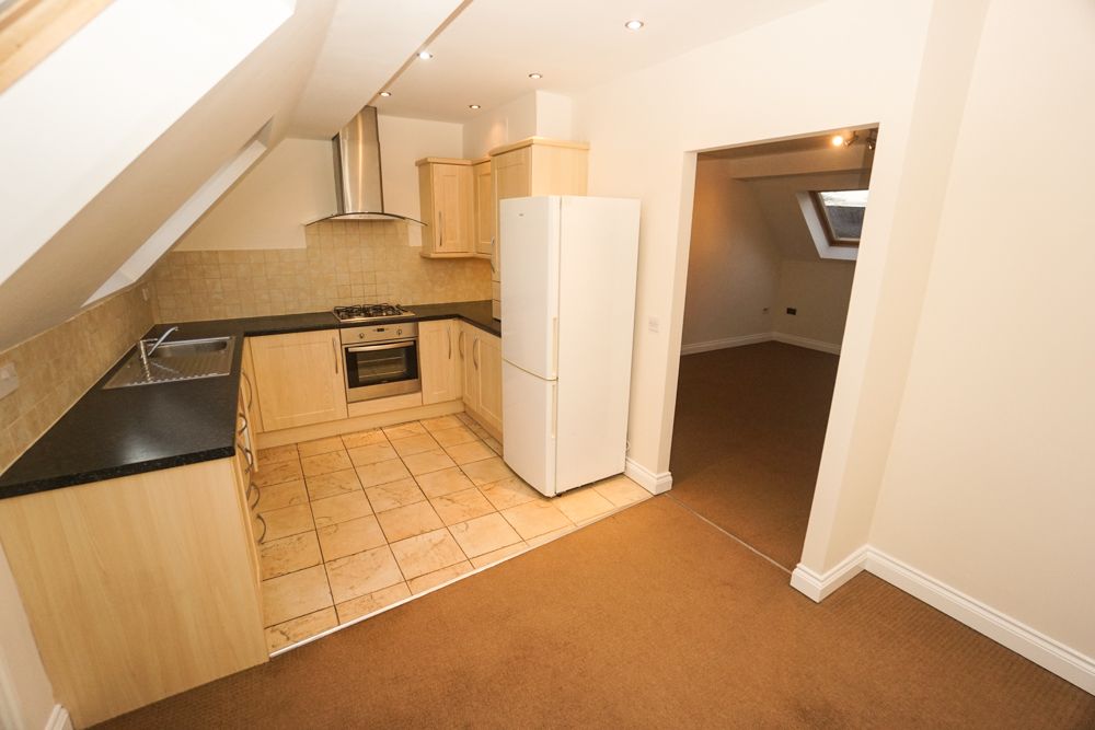 Property photo 3 of 14 Photo 9
