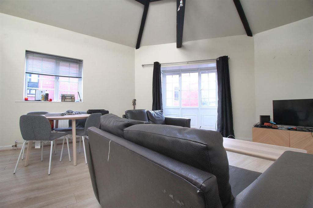 Property photo 3 of 9 Img_4102.Jpg