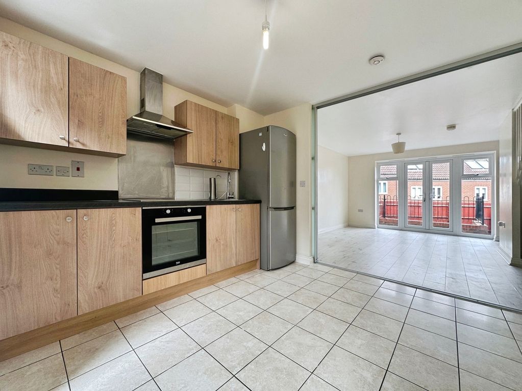Property photo 2 of 14 Pbox-Img.Jpg