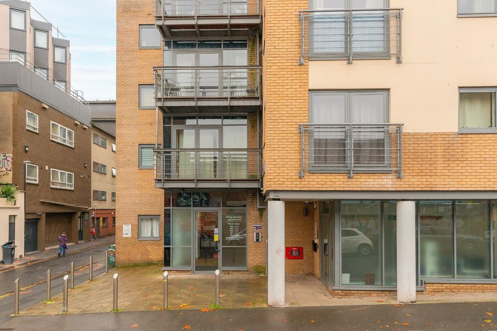 Property photo 2 of 23 3K0Q7Asc - External B.Jpg