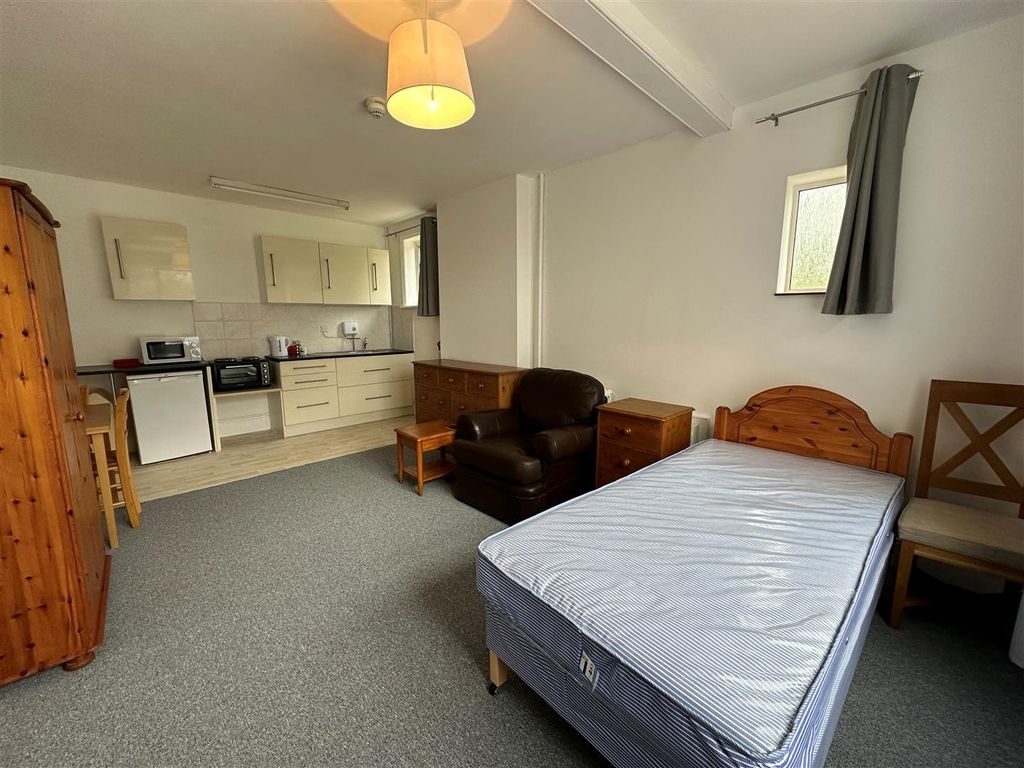 Property photo 1 of 7 3.Jpg