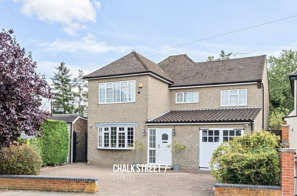 Property photo 1 of 40
