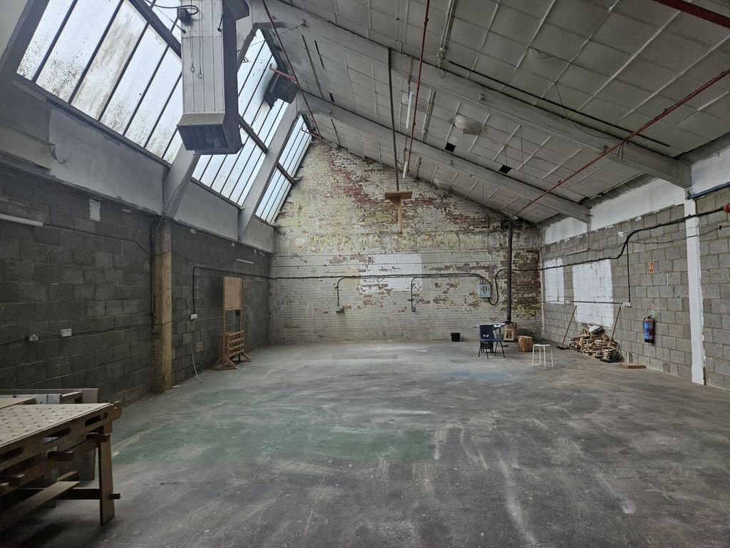 Property photo 2 of 2