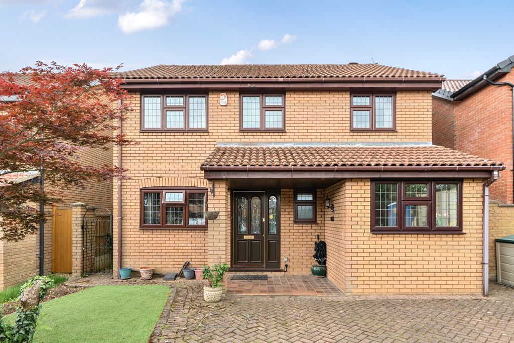 Property photo 1 of 11