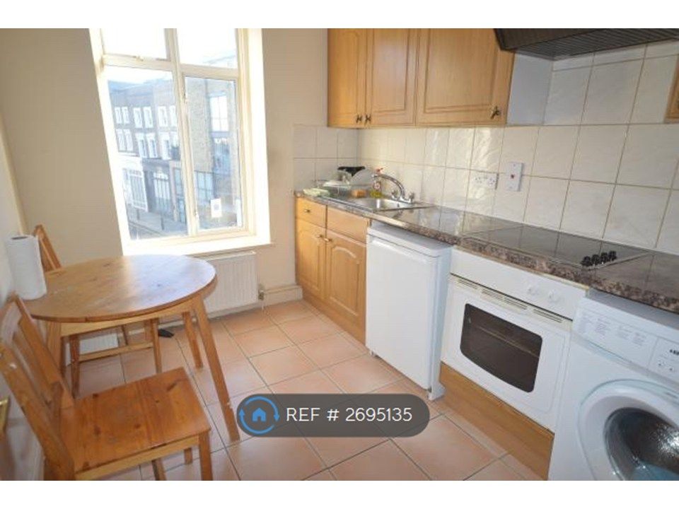 Property photo 3 of 4 Kitchen