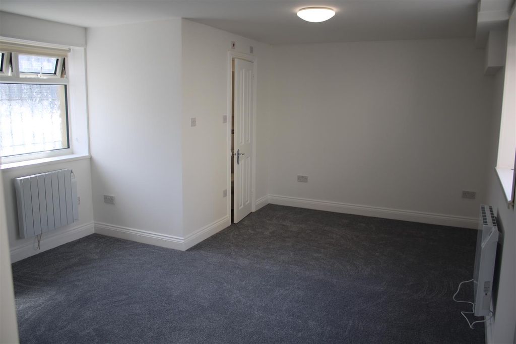 Property photo 3 of 10 Img_6266.Jpg