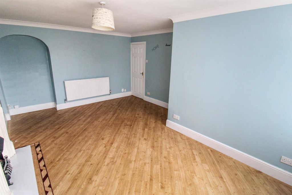 Property photo 2 of 11 Img_5600.Jpg