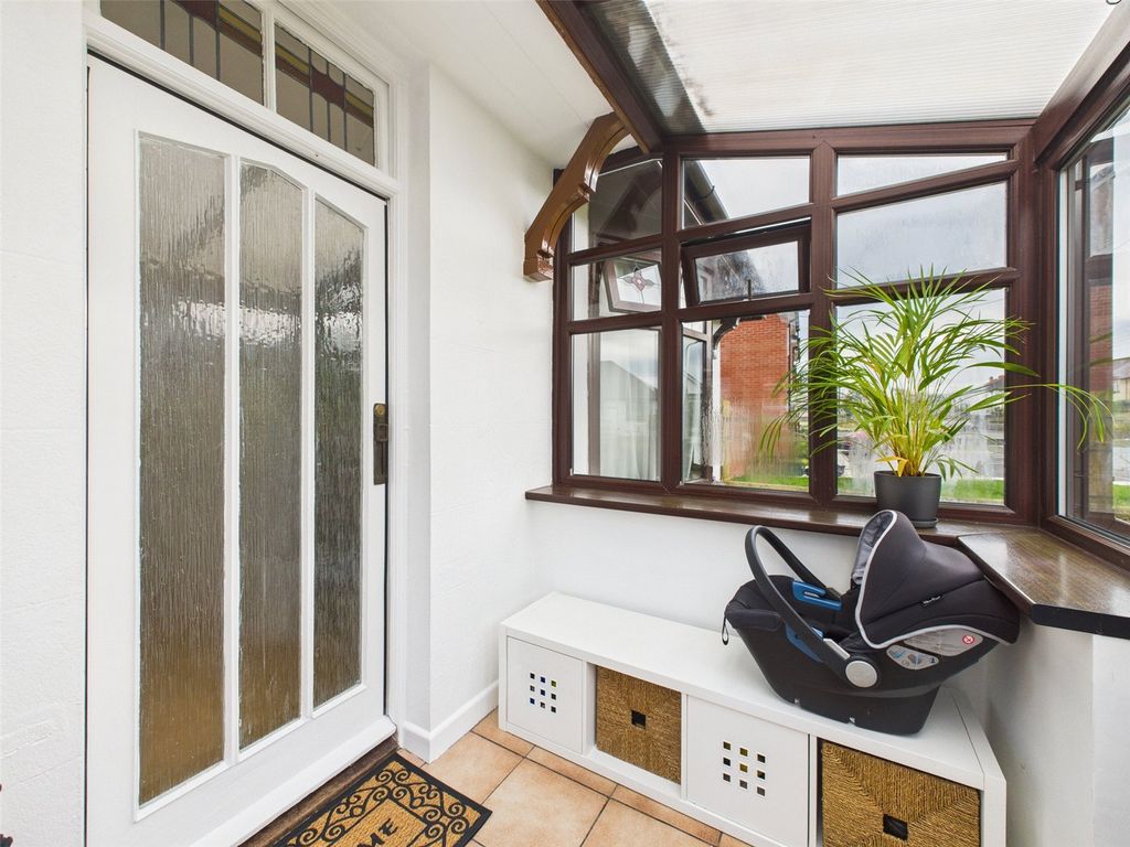 Property photo 3 of 19 Picture No. 02