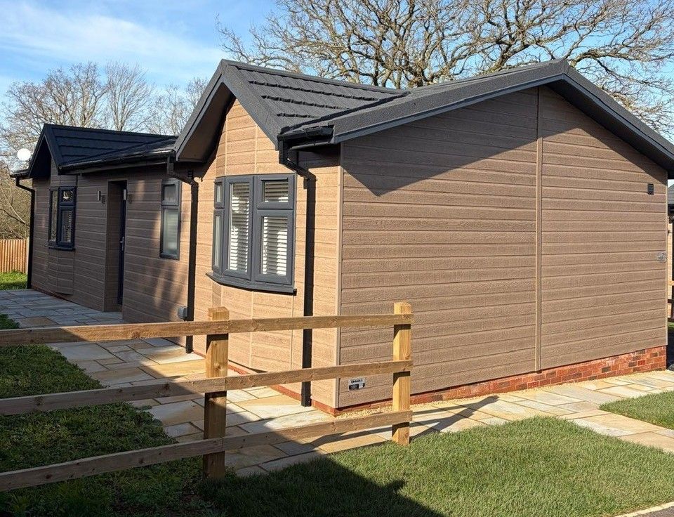 Property photo 1 of 11 7Wildacrebb