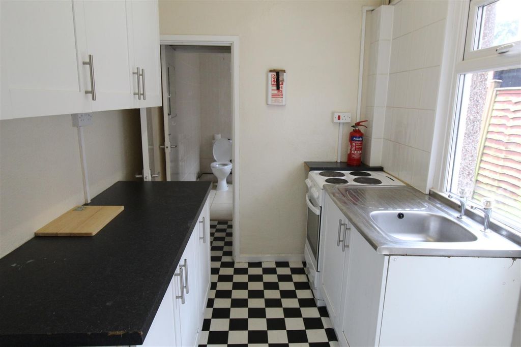 Property photo 3 of 10 Img_0109.Jpg