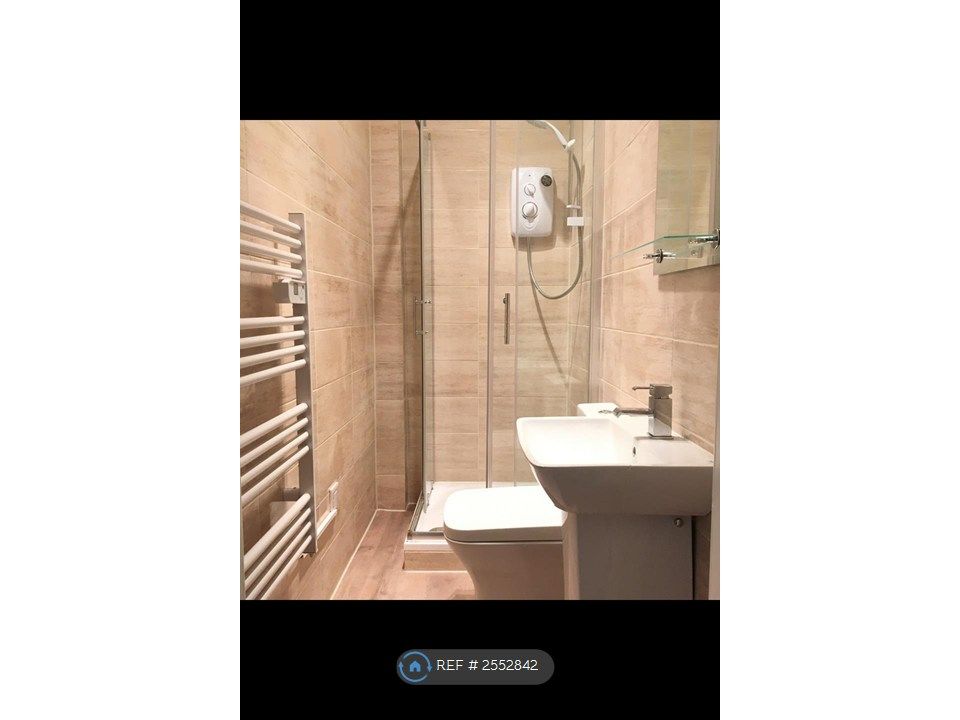 Property photo 3 of 3 Fully Tiled Shower Room