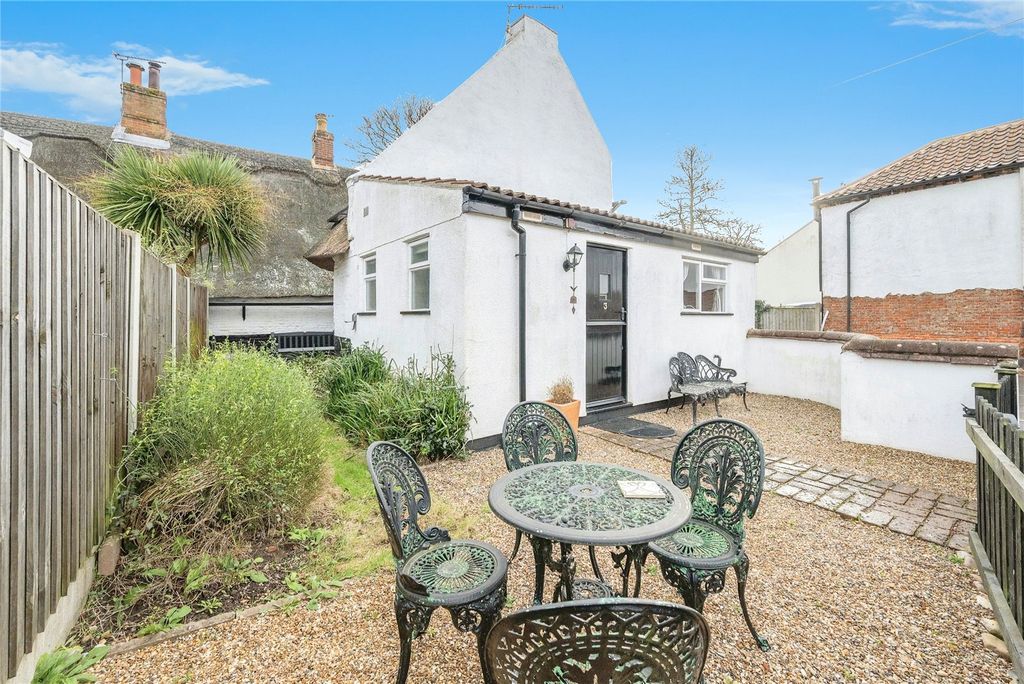 Property photo 3 of 12 Picture No. 16