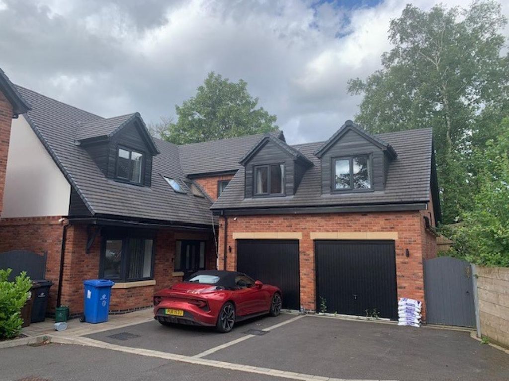 Property photo 1 of 33