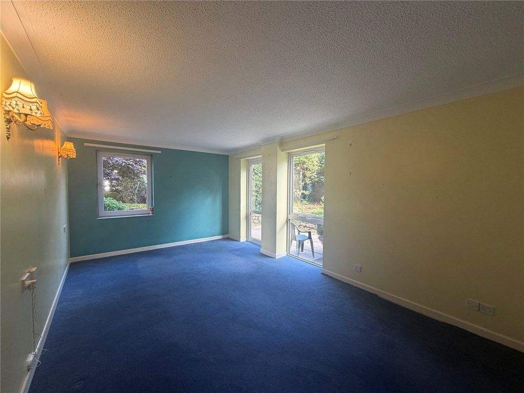 Property photo 3 of 19 Picture No. 28