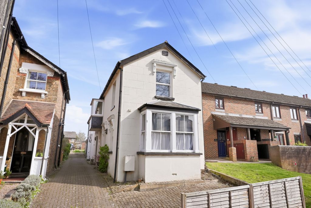Property photo 1 of 10