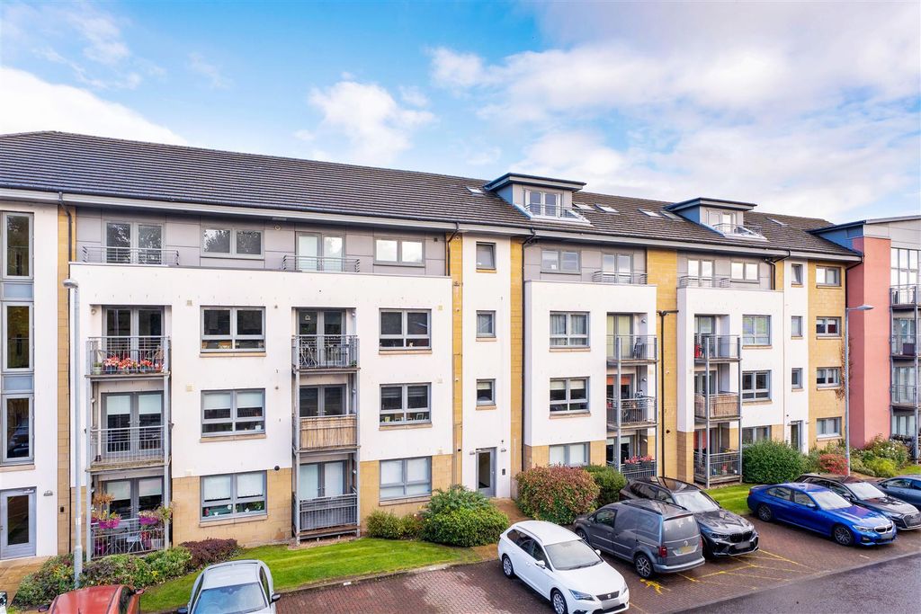 Property photo 1 of 15 43Leyland-19.Jpg