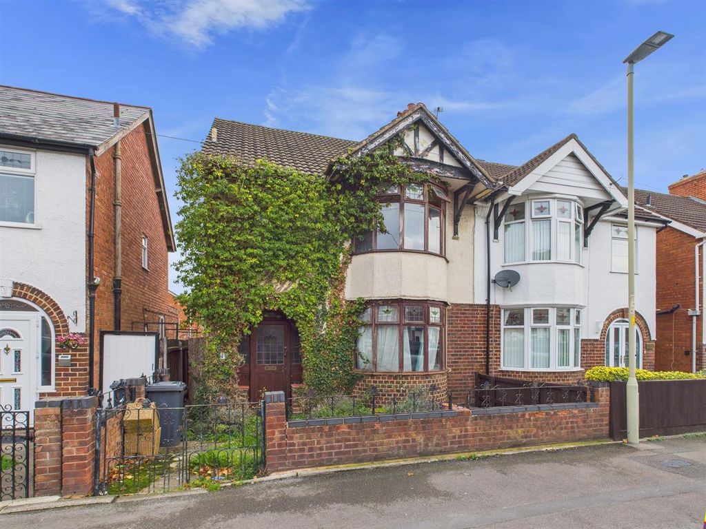 Property photo 1 of 8