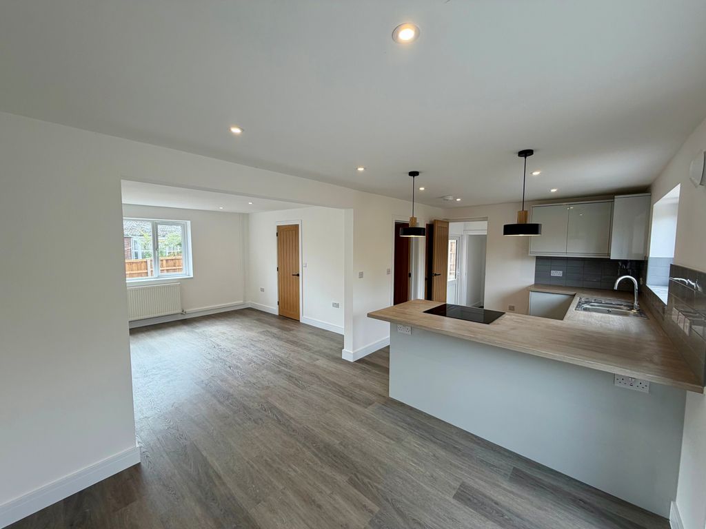 Property photo 3 of 13 View