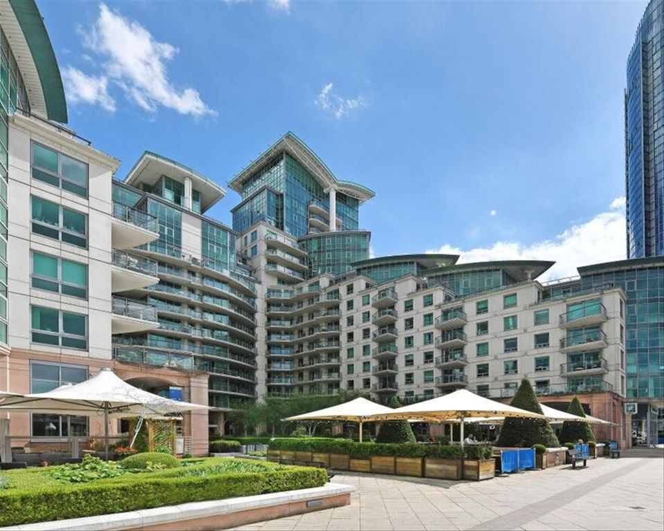 Property photo 1 of 5