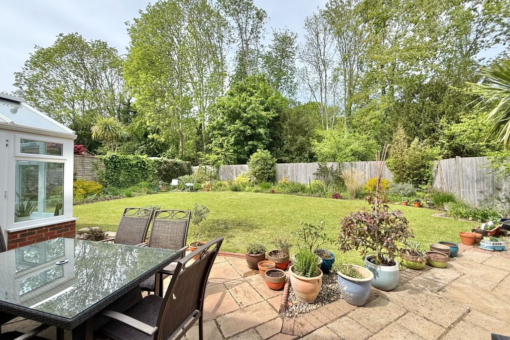 Property photo 2 of 24