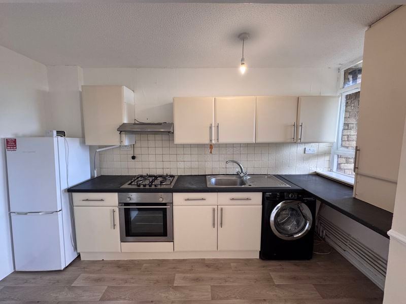 Property photo 3 of 14 Photo 14