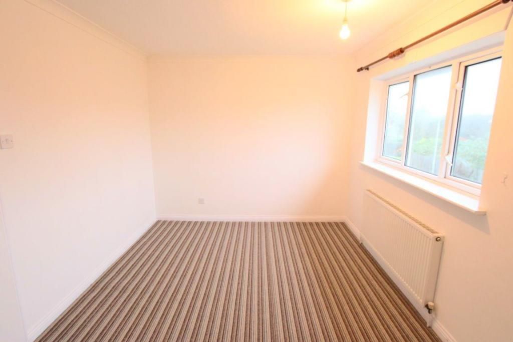 Property photo 3 of 5 Bedroom