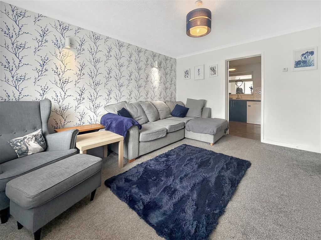 Property photo 2 of 13 Img_5280.Jpg