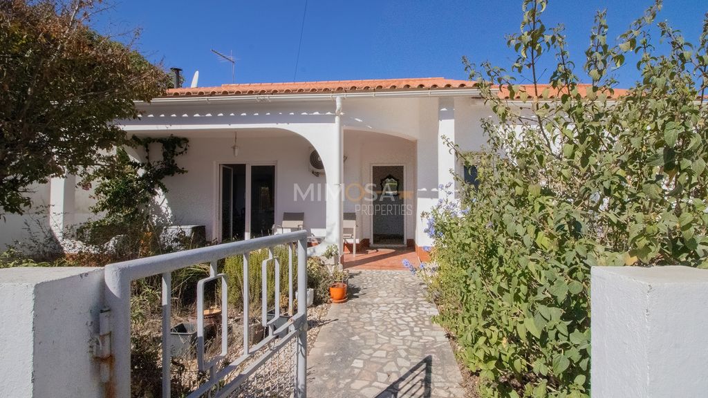 Property photo 2 of 34