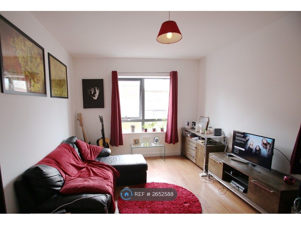 Property photo 2 of 9