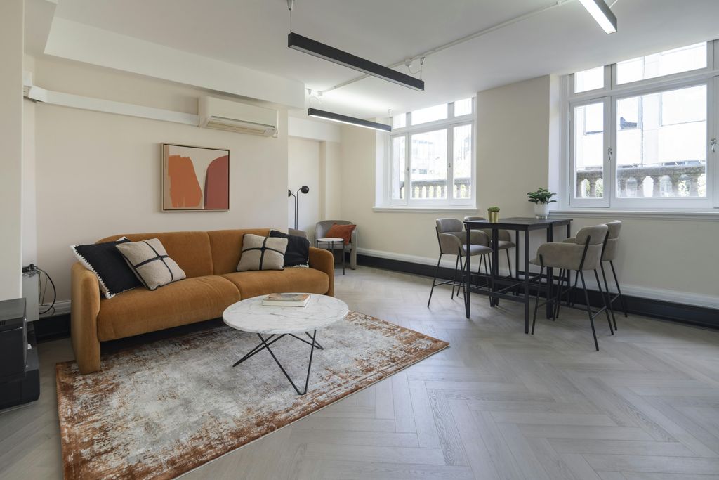 Property photo 3 of 10 MC41826281Hr.Jpg