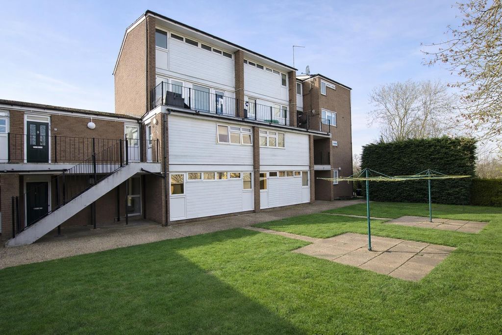 Property photo 3 of 13 d1c7F4c5-2A73-4Dfc-96A0-867370F132d3.Png