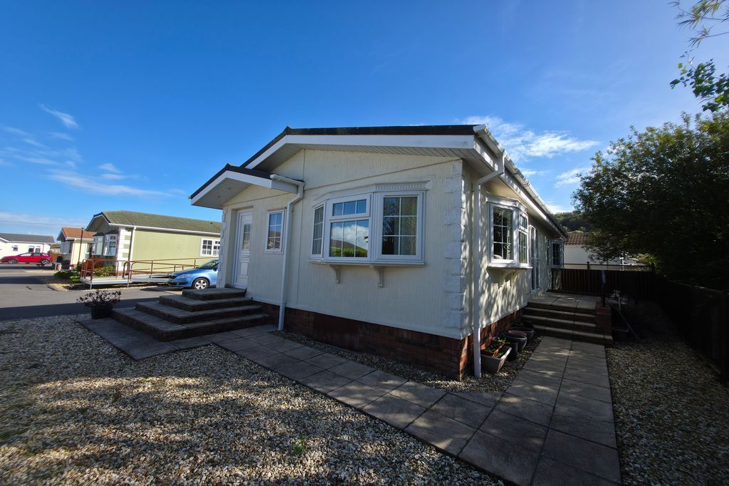 Property photo 2 of 16 Front