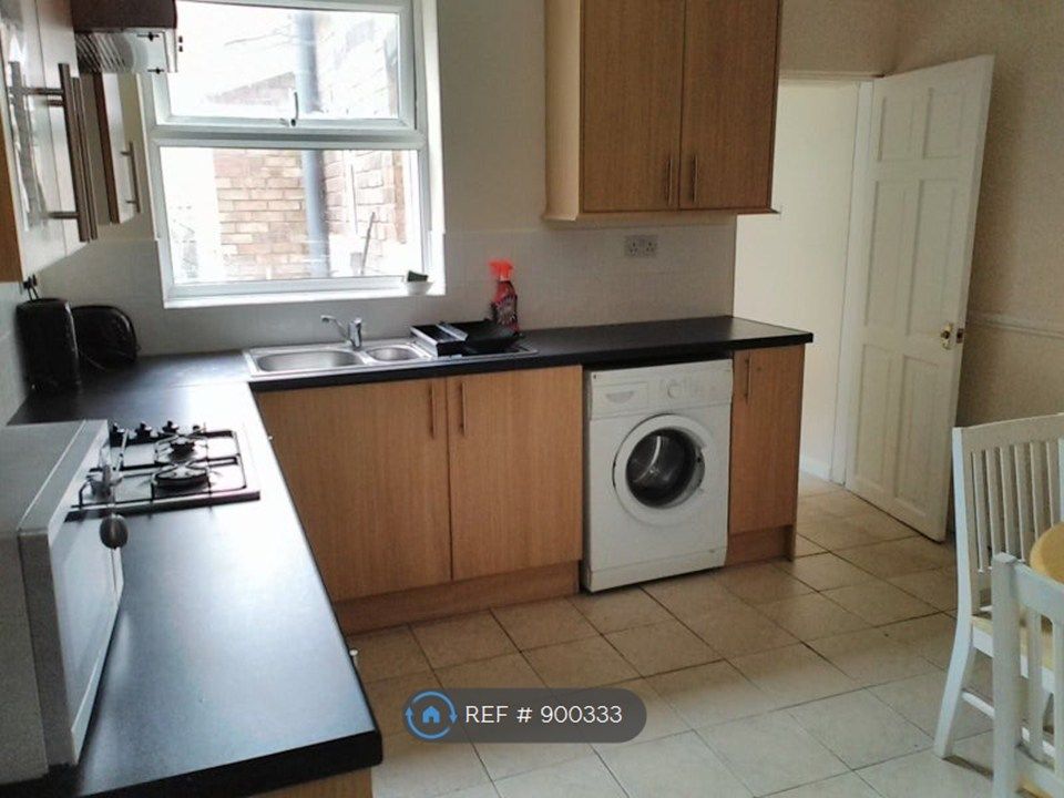 Property photo 2 of 6