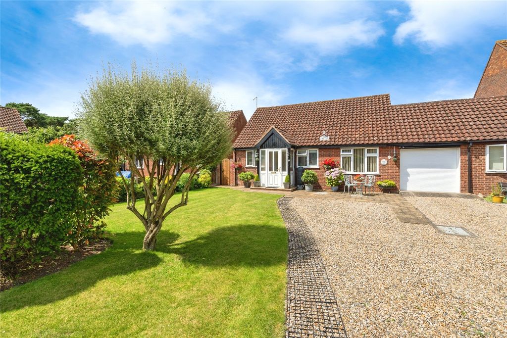Property photo 1 of 17 Photography