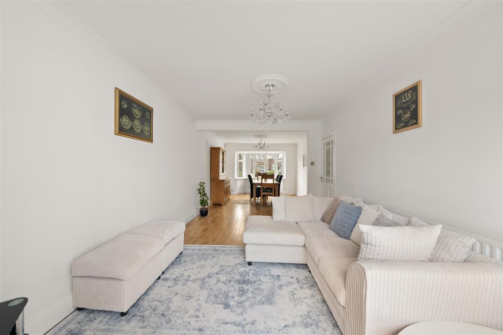 Property photo 2 of 24 2