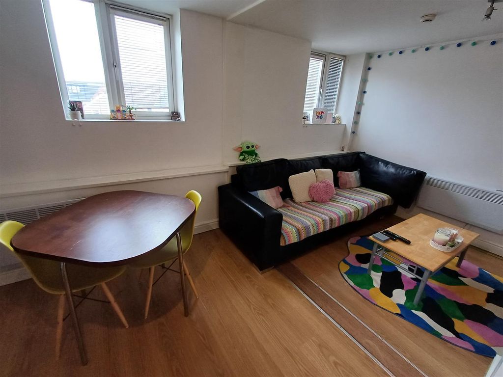 Property photo 3 of 6 20240501_141518.Jpg