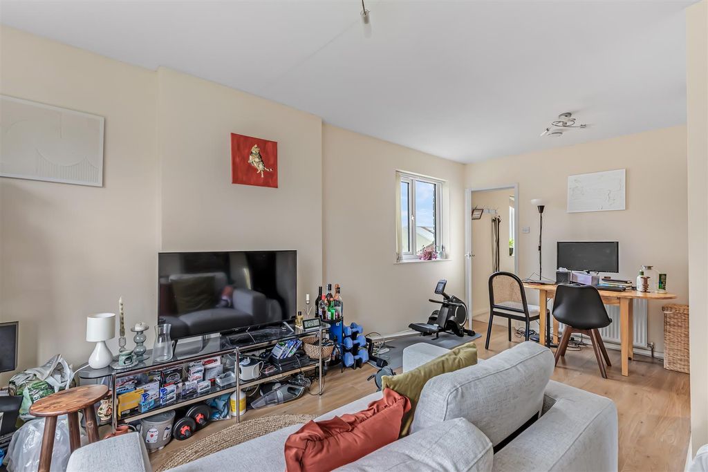 Property photo 2 of 9 Living Area 2.Jpg