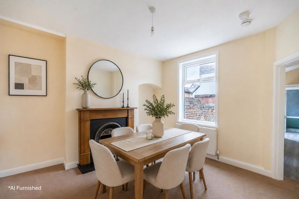 Property photo 3 of 18 Dining Room