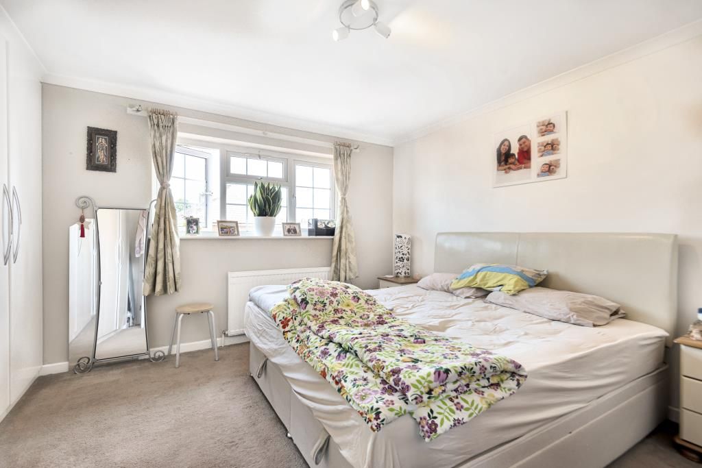 Property photo 2 of 10 Bedroom