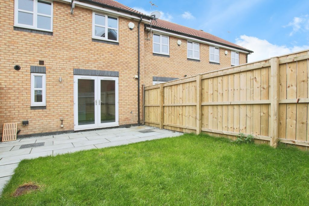 Property photo 3 of 13 4587367