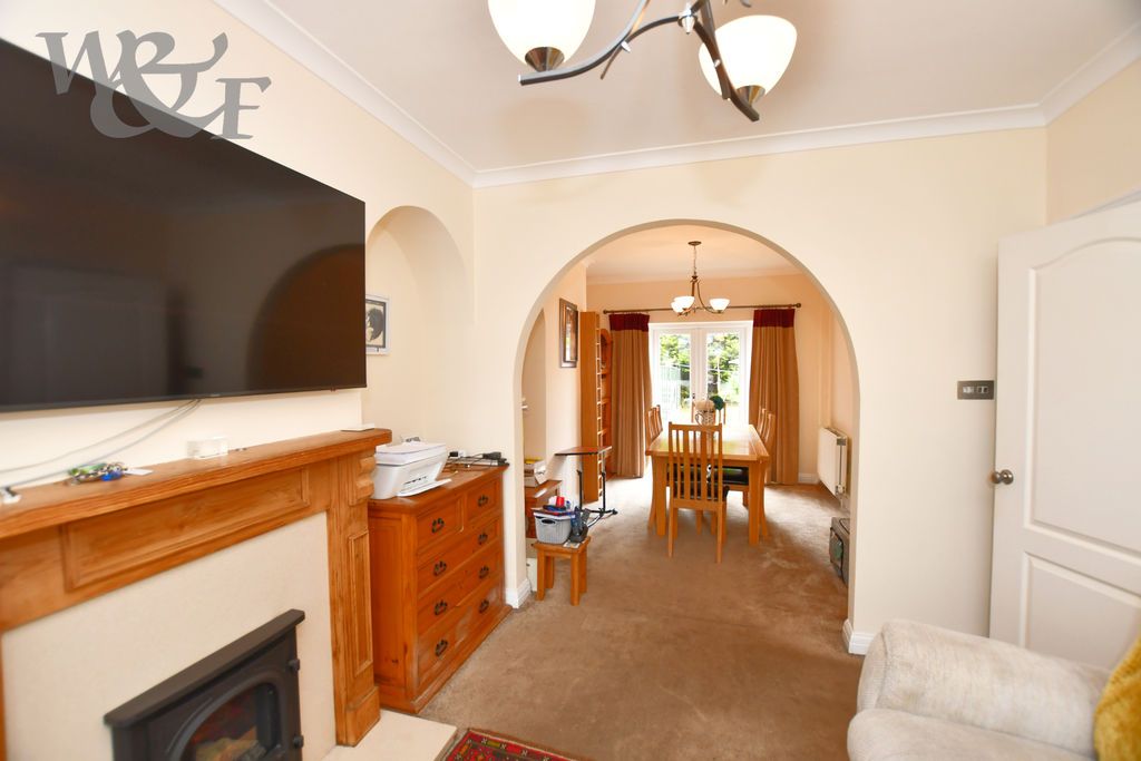 Property photo 3 of 28 Photo 17